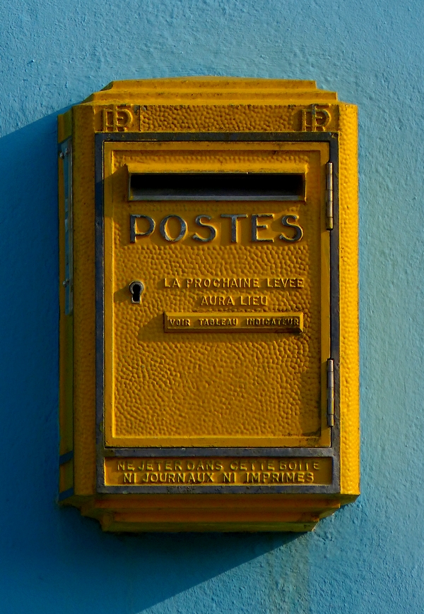 Boîte aux lettres 1950 orange par La Boîte Jaune